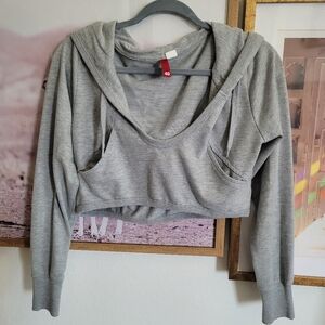 H&M CROPPED HOODIE GREY GLITTER size 40 is a size us 8